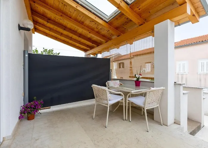 아파트 Anton 푸나트